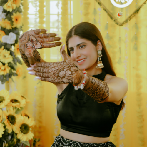 Candid Mehndi ceremony moments captured in Chandigarh